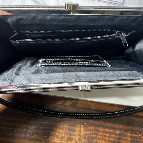 Black Anne Klein 55 leather 45 PVC - Picture 3 of 5